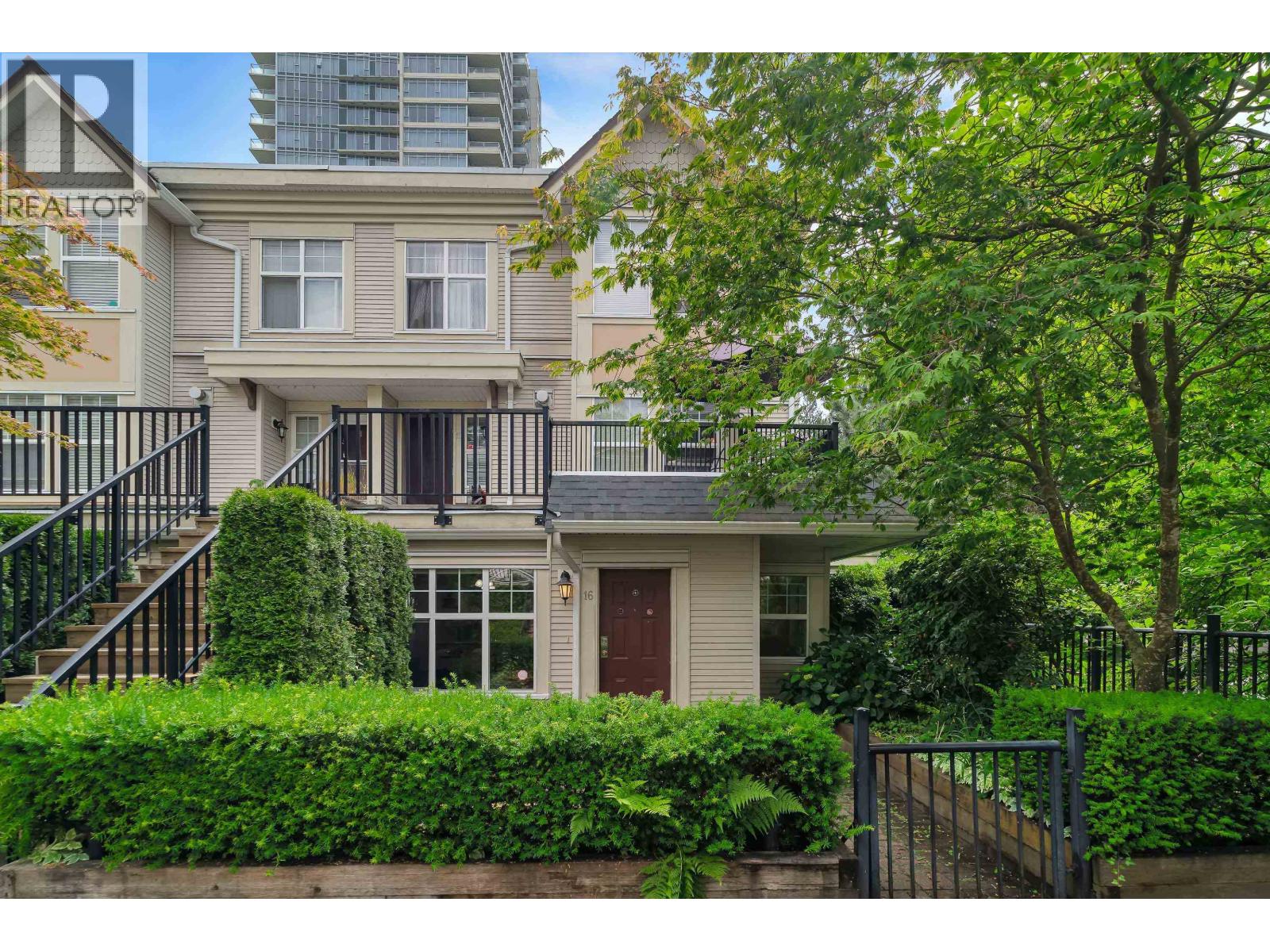 16 7071 EDMONDS STREET|Burnaby, British Columbia V3N1A3