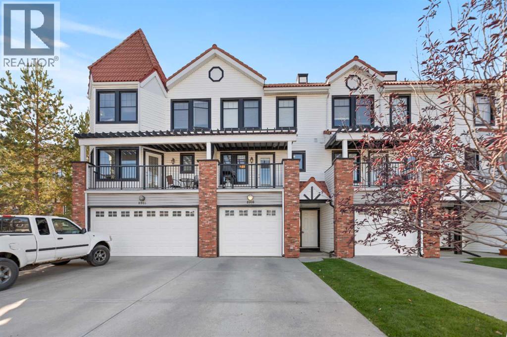 8918 Royal Oak Way NW|Calgary, Alberta T3G6B4