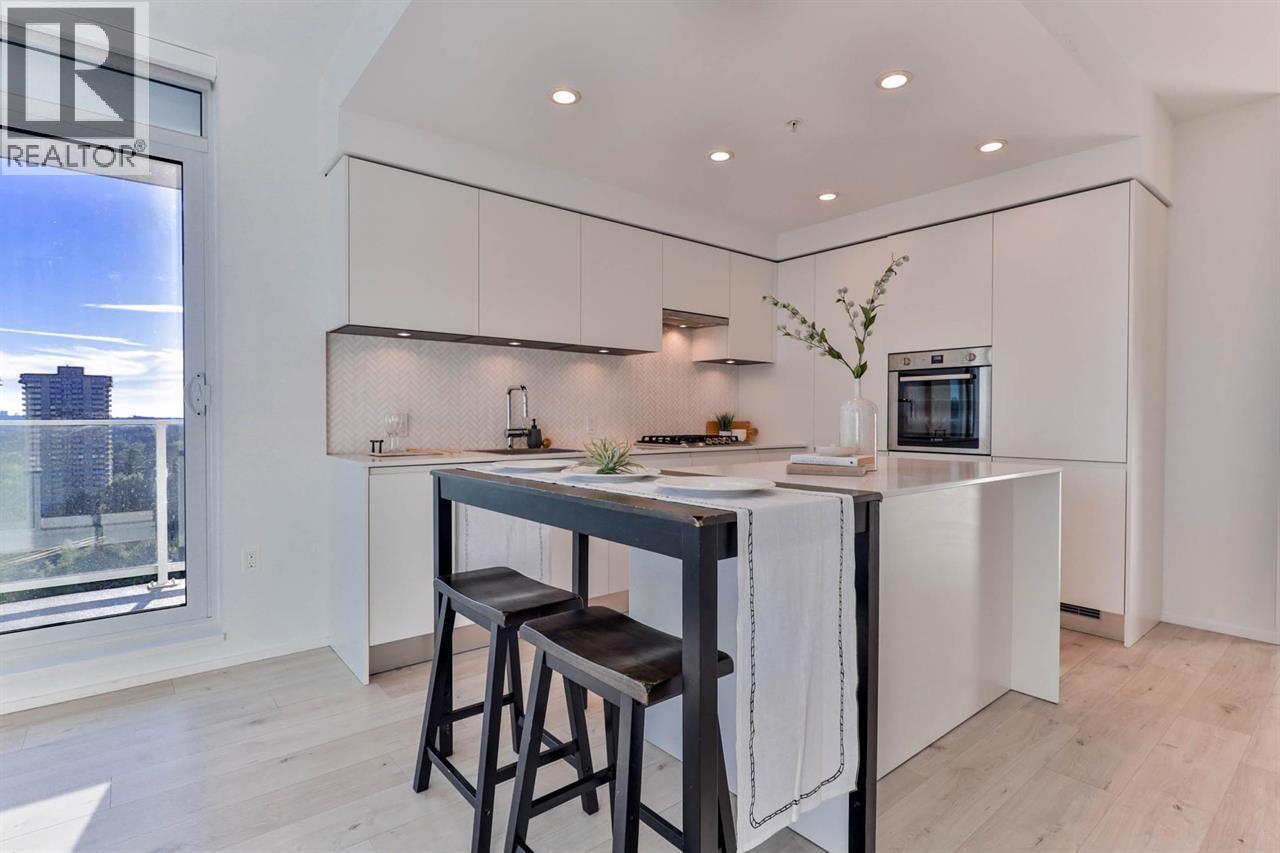 1007 3833 EVERGREEN PLACE|Burnaby, British Columbia V3J0M2