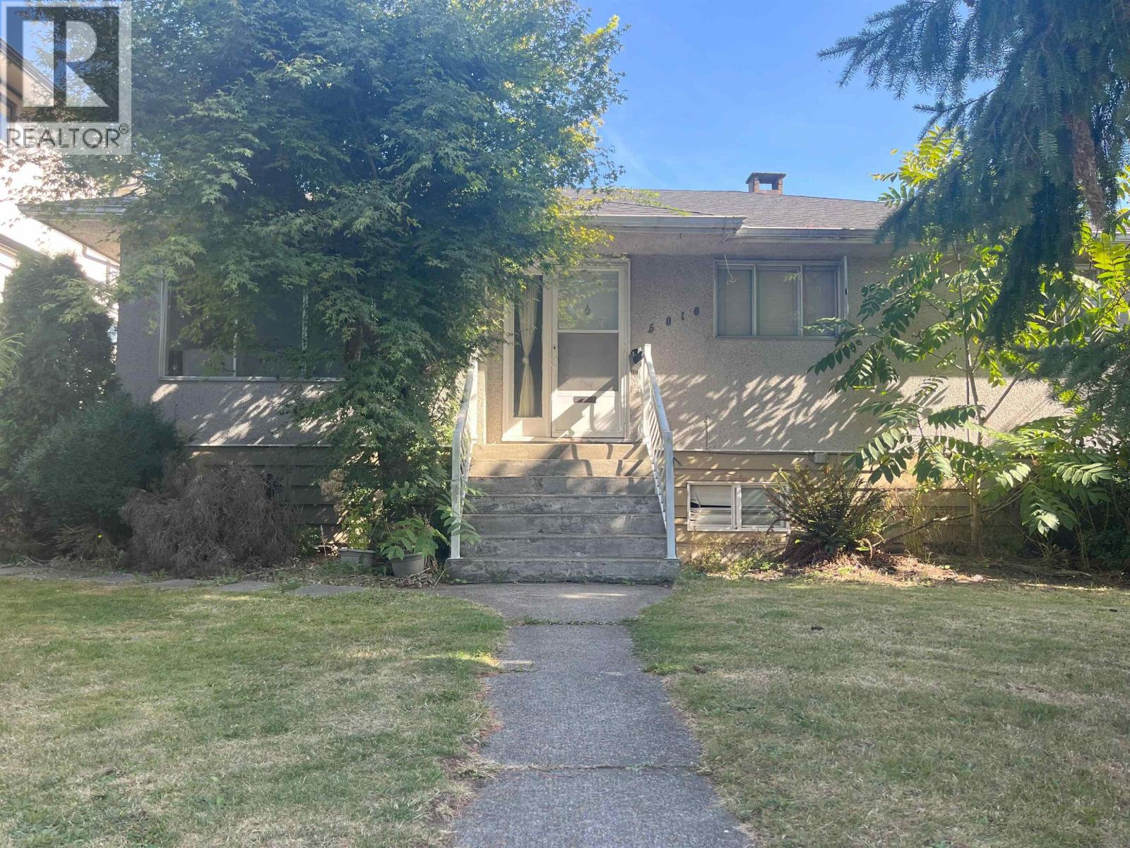Property image for 5010 LORRAINE AVENUE|Burnaby, British Columbia V5G2S2