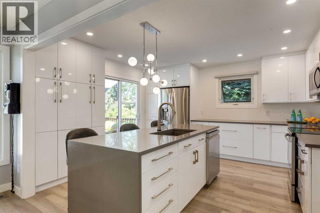Property image for 31 Silverstone Bay NW|Calgary, Alberta T3B4Y8