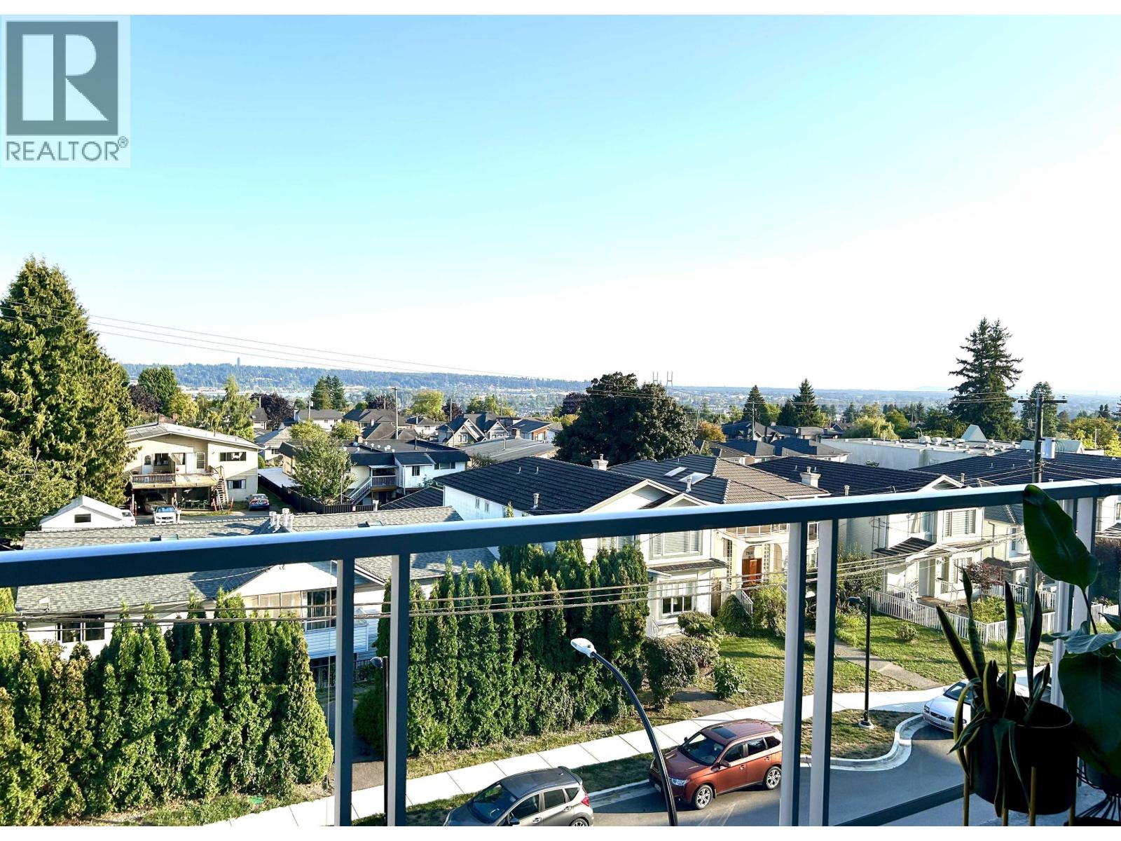 411 7799 17TH STREET|Burnaby, British Columbia V3N0J5
