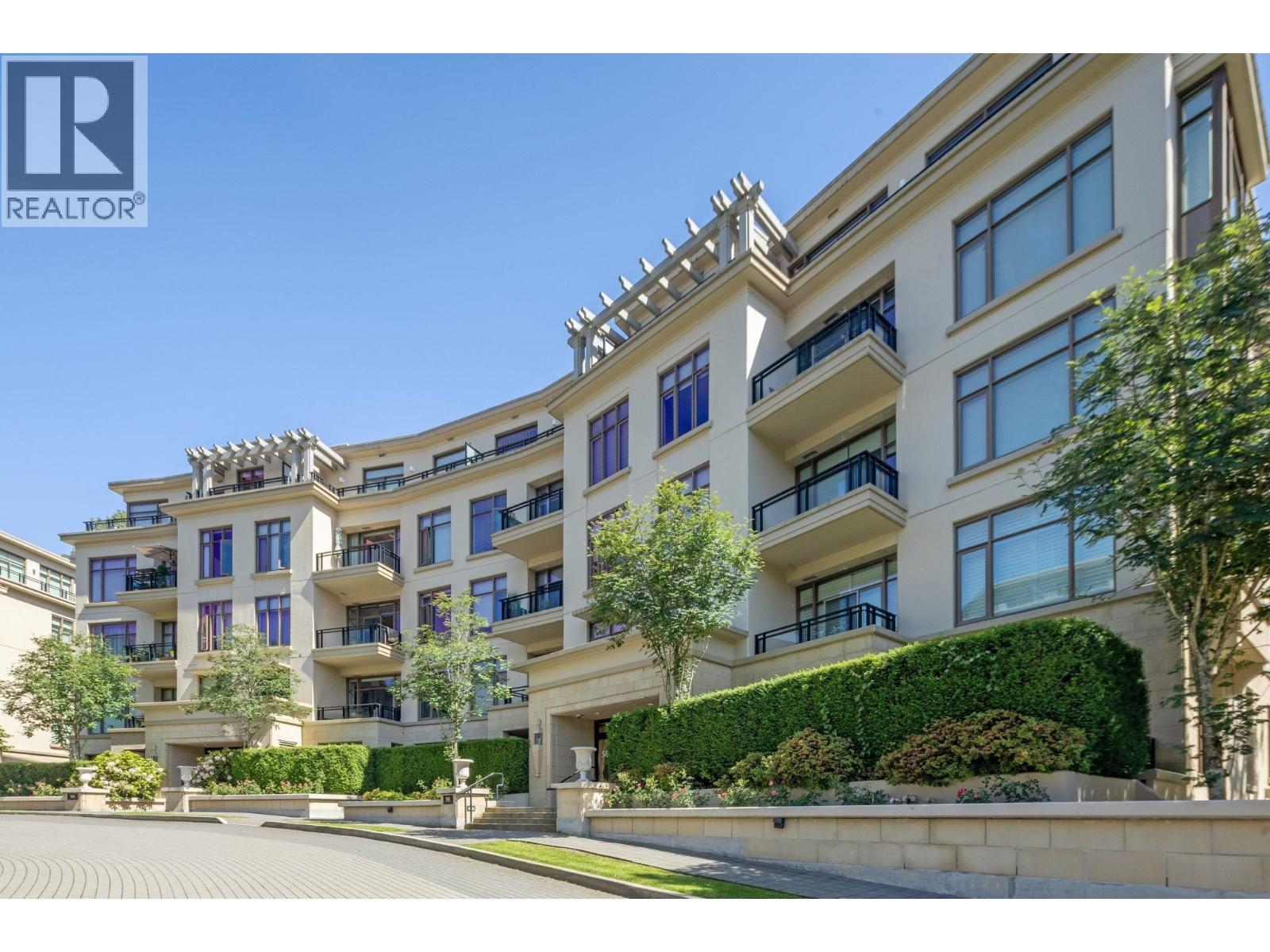 103 568 WATERS EDGE CRESCENT|West Vancouver, British Columbia V7T0A2