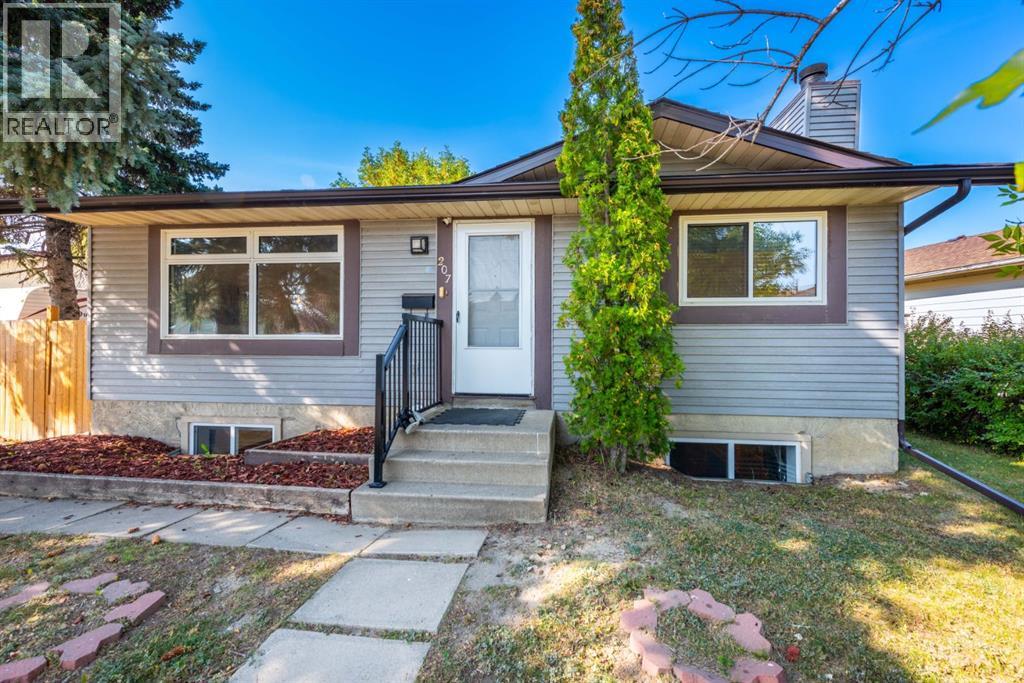 207 Fallswater Road NE|Calgary, Alberta T3J1B2
