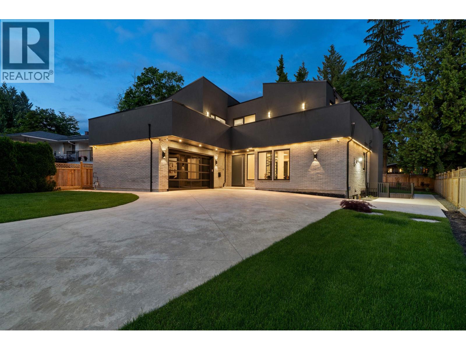 Property image for 687 POPLAR STREET|Coquitlam, British Columbia V3J3K7