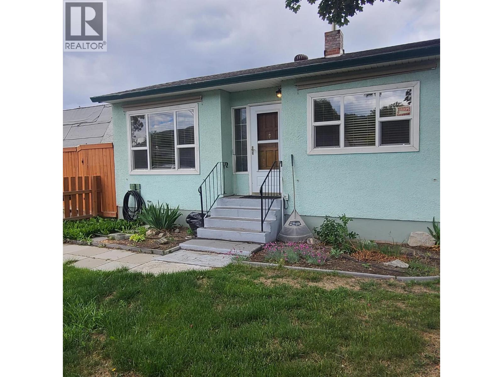 Property image for 350 CAMPBELL Avenue|Kamloops, British Columbia V2B3R7