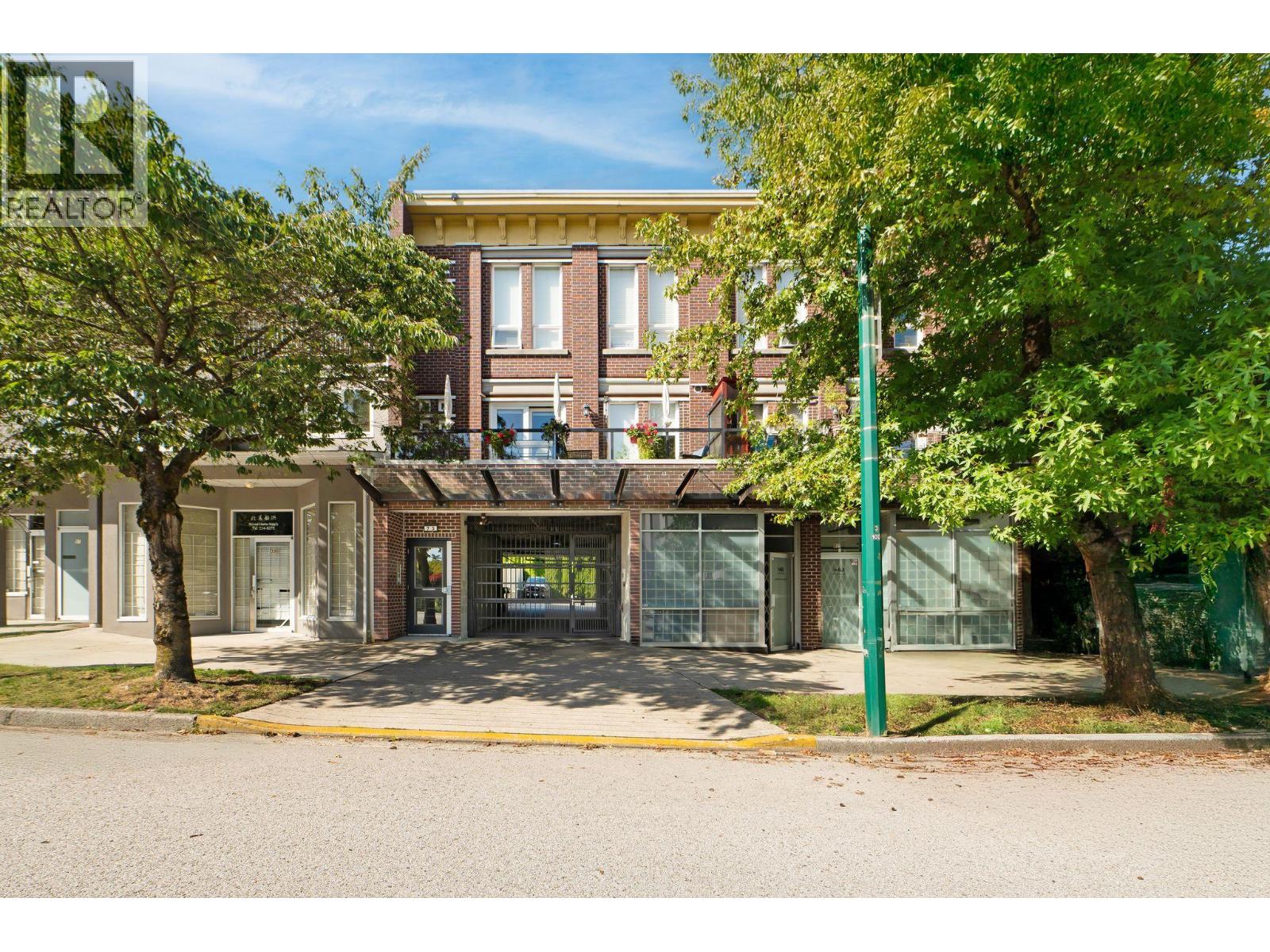 Property image for 201 75 N RENFREW STREET|Vancouver, British Columbia V5K3N6