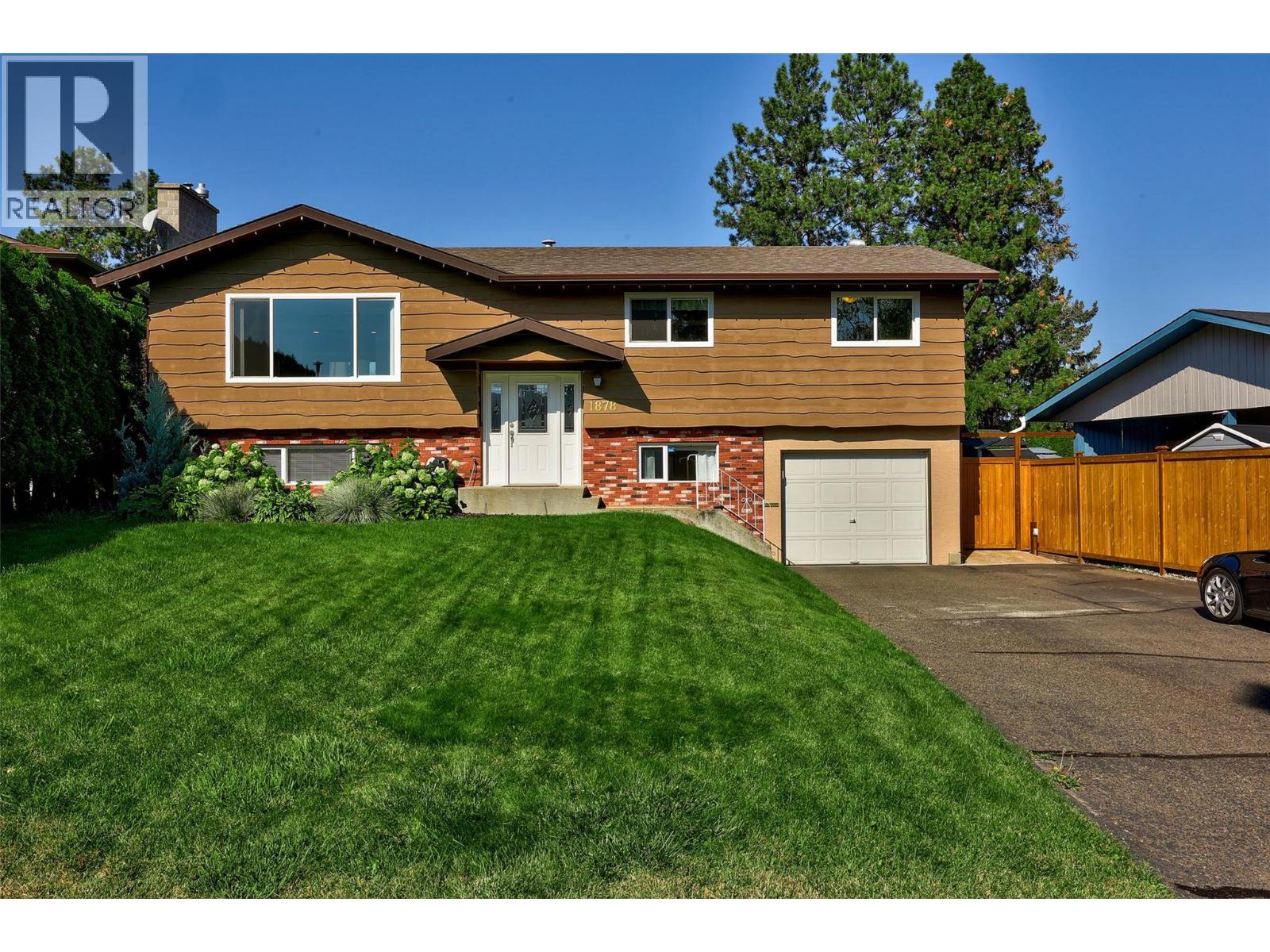 Property image for 1878 Whistler Court|Kamloops, British Columbia V2E1X7