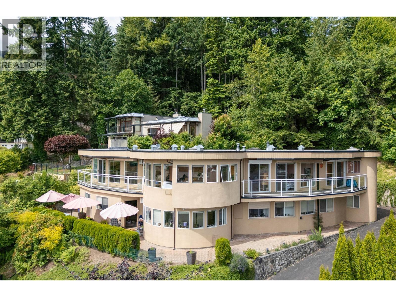 Property image for 2735 SKILIFT PLACE|West Vancouver, British Columbia V7S2T6