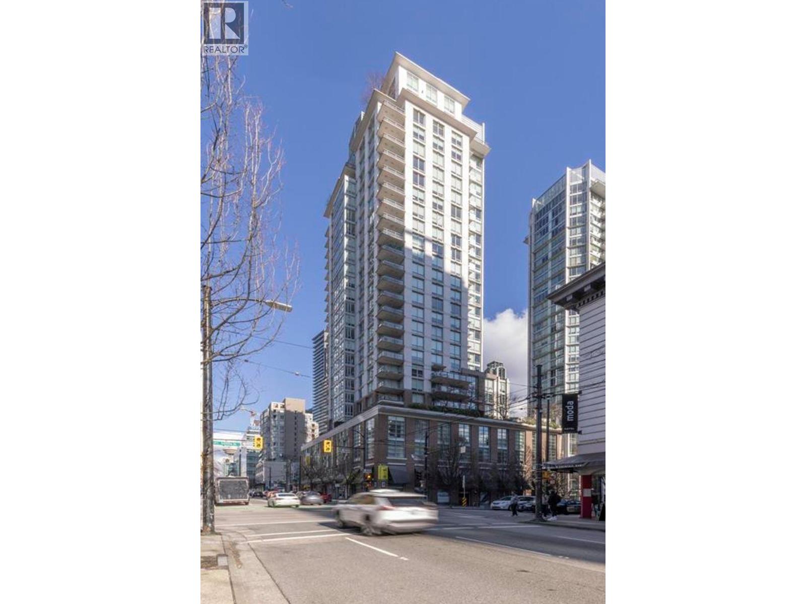 705 565 SMITHE STREET|Vancouver, British Columbia V6B0E4