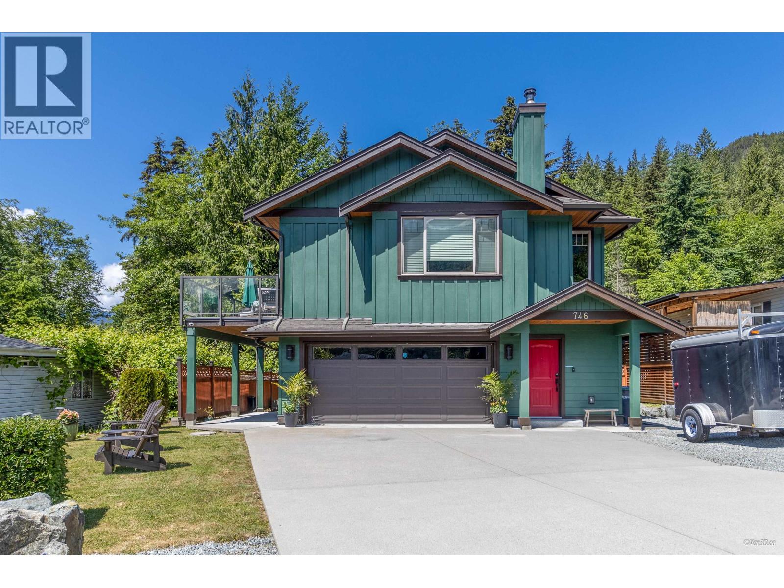 Property image for 746 UPPER CRESCENT|Squamish, British Columbia V8B1J2
