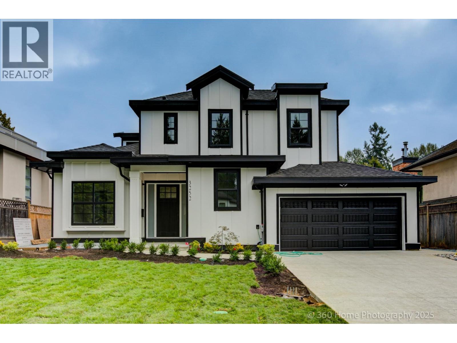 3252 ALLAN ROAD|North Vancouver, British Columbia V7J3C5