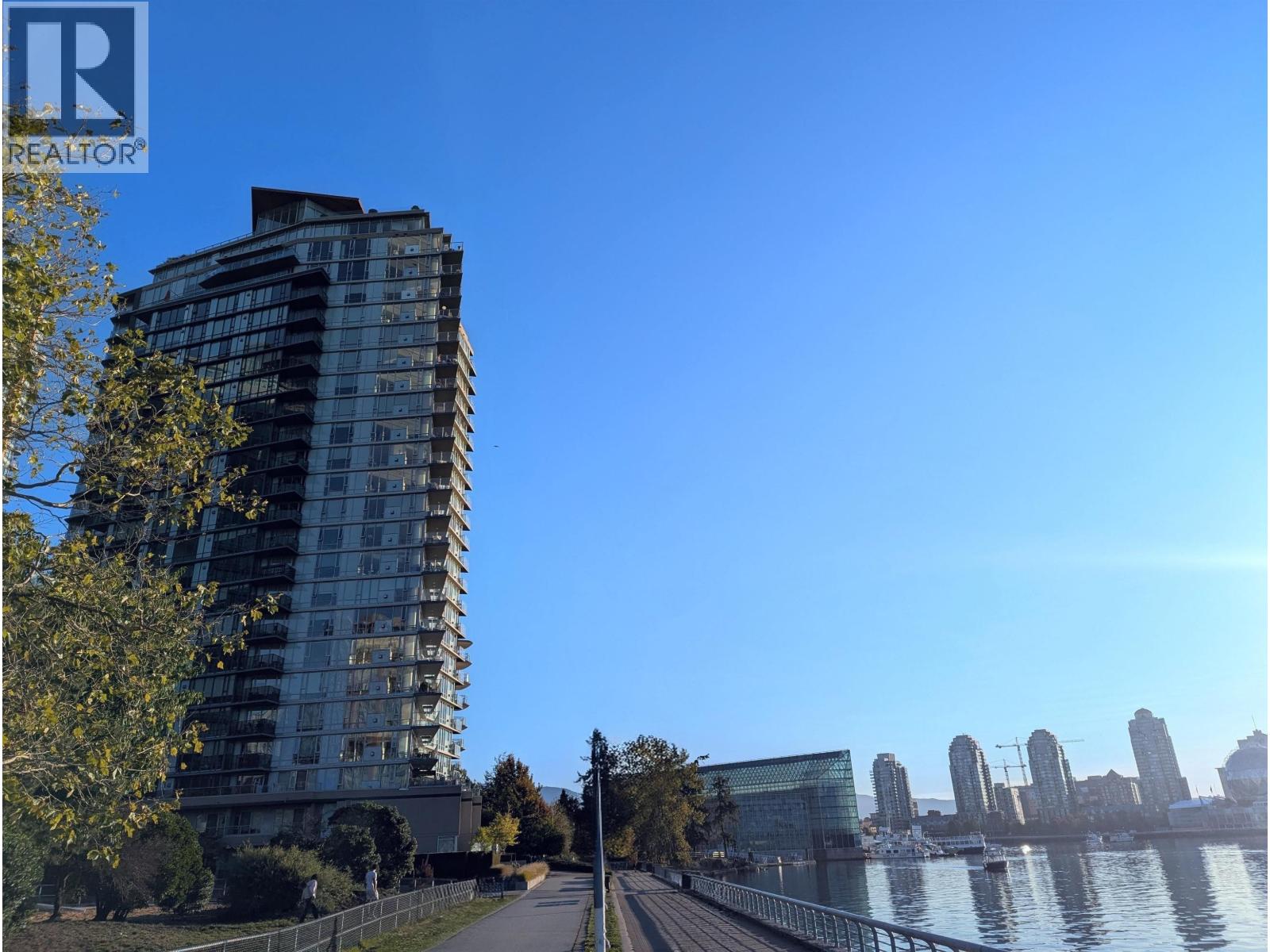 Property image for 503 8 SMITHE MEWS|Vancouver, British Columbia V6B0A5