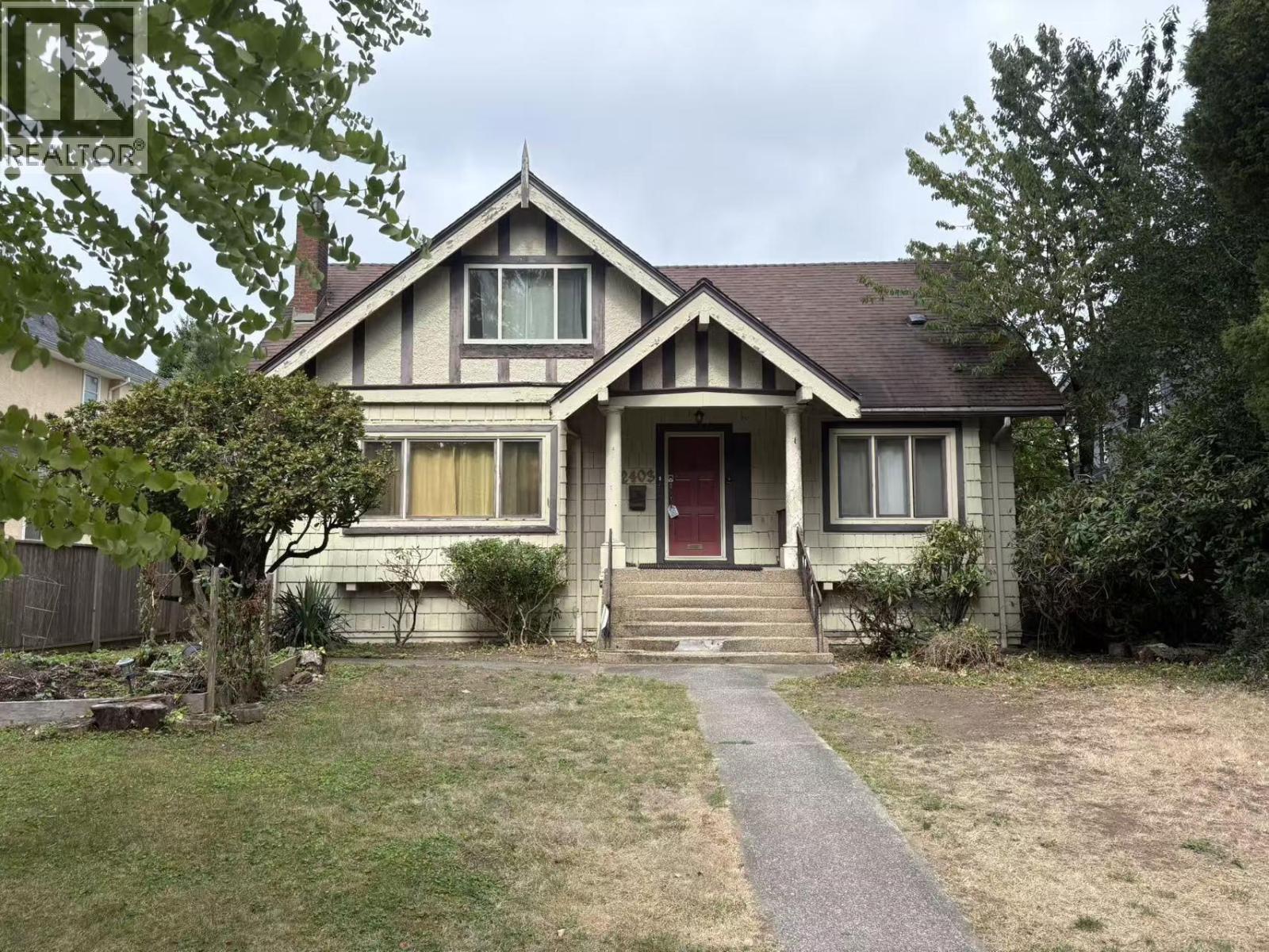 2403 W 34TH AVENUE|Vancouver, British Columbia V6M1G8