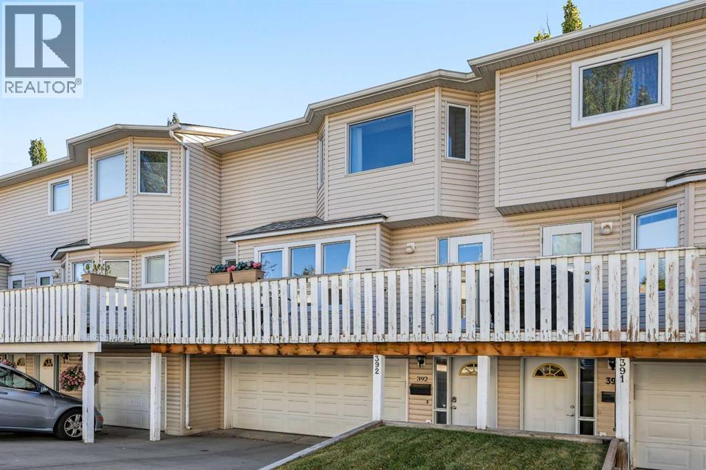 Property image for 392 Killarney Glen Court SW|Calgary, Alberta T3E7H4