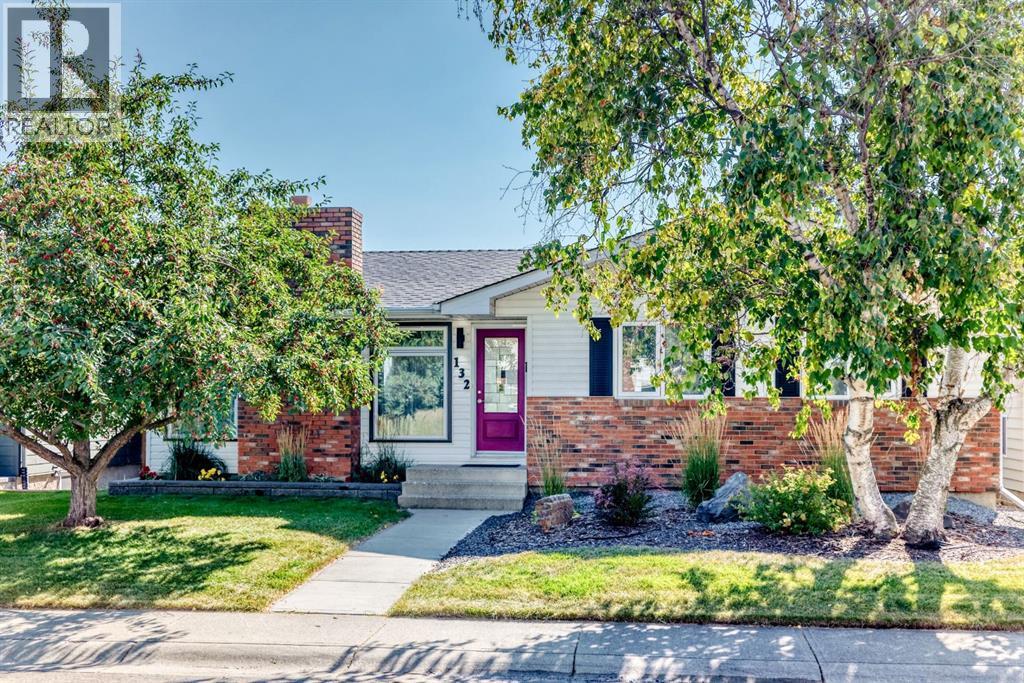 Property image for 132 Silver Ridge Rise NW|Calgary, Alberta T3B4P7