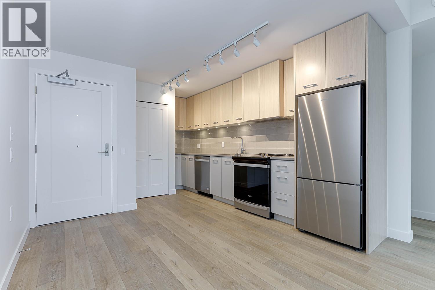 Property image for 111 4933 CLARENDON STREET|Vancouver, British Columbia V5R3J3