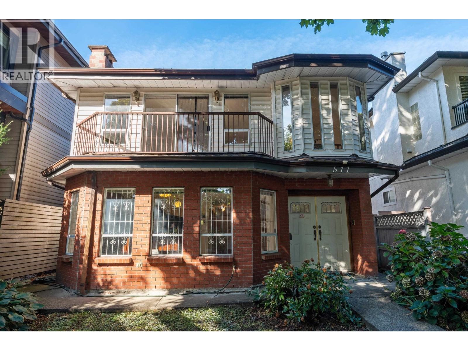511 E 19TH AVENUE|Vancouver, British Columbia V5V1J8