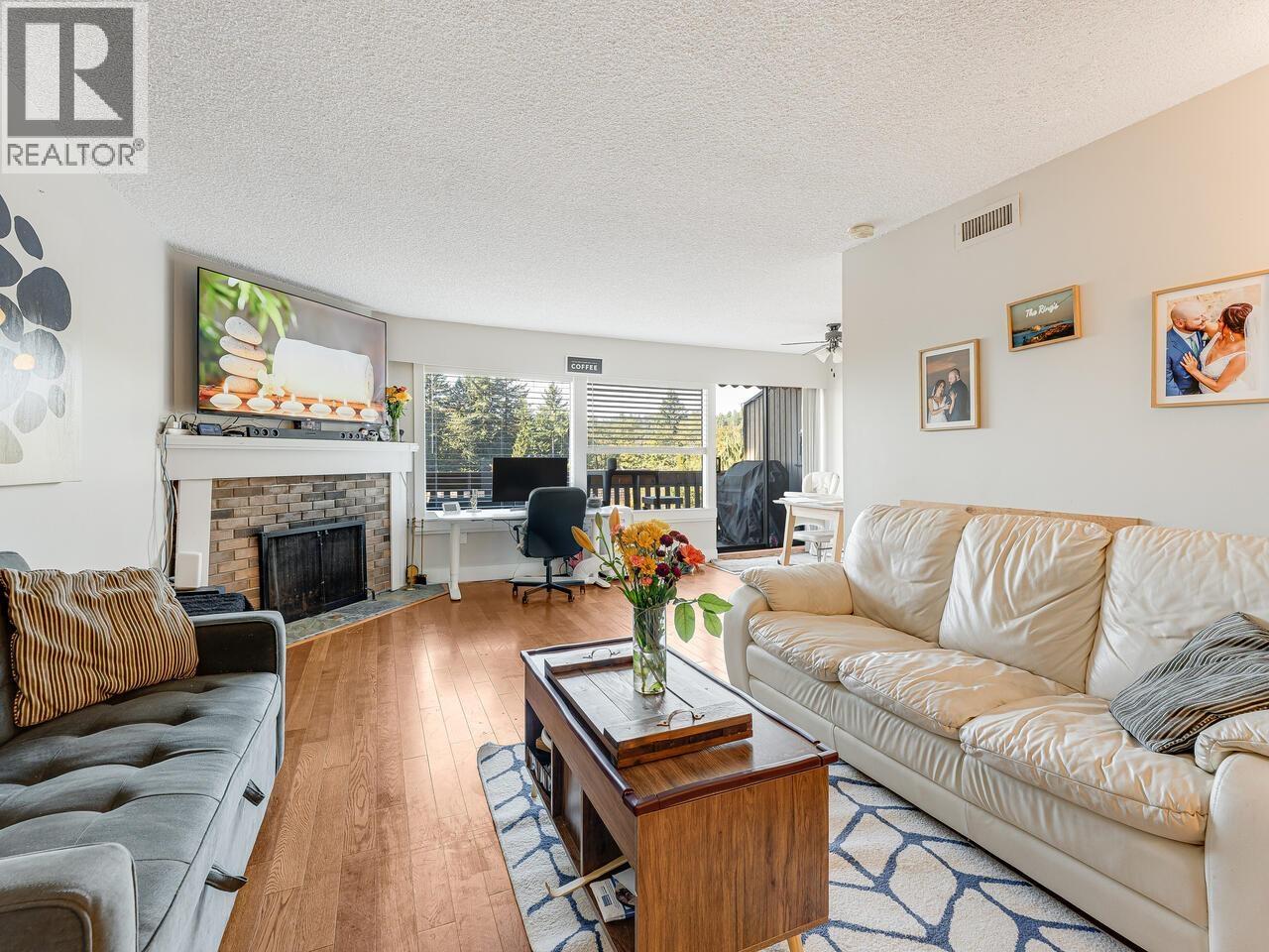 1039 OLD LILLOOET ROAD|North Vancouver, British Columbia V7J3H6