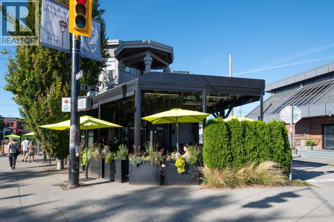 203 3368 MAIN STREET|Vancouver, British Columbia V5V3M7