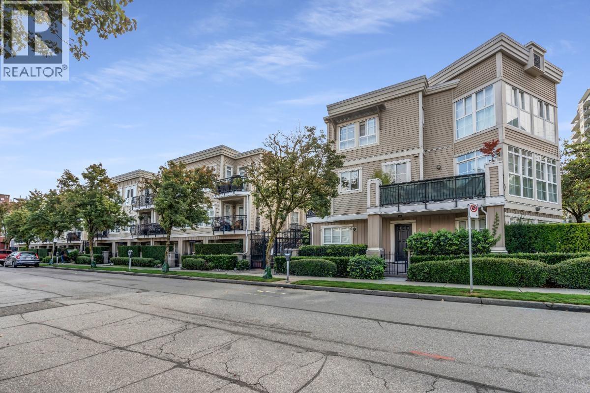 314 678 W 7TH AVENUE|Vancouver, British Columbia V5Z1B5