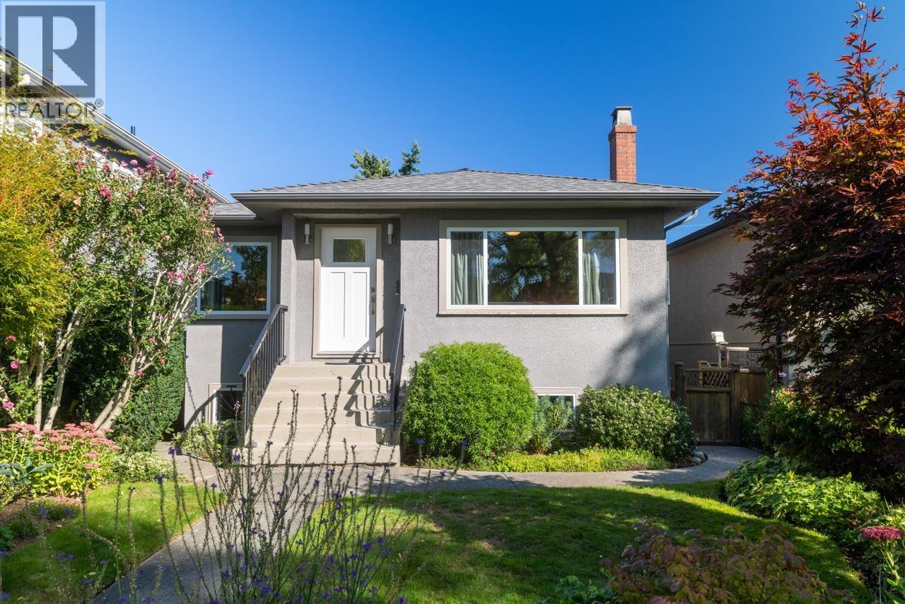 Property image for 2743 KITCHENER STREET|Vancouver, British Columbia V5K3E2