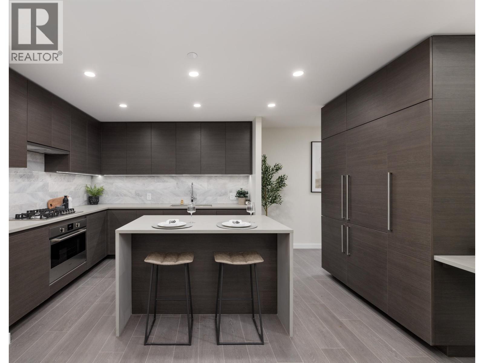 605 4168 LOUGHEED HIGHWAY|Burnaby, British Columbia V5C0N9