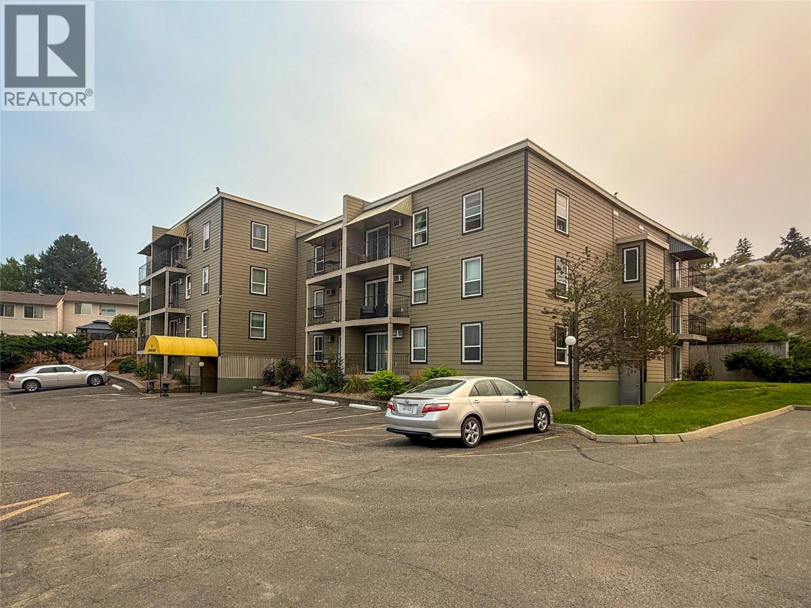 Property image for 751 Grandview Terrace Unit# 102|Kamloops, British Columbia V2C6C9