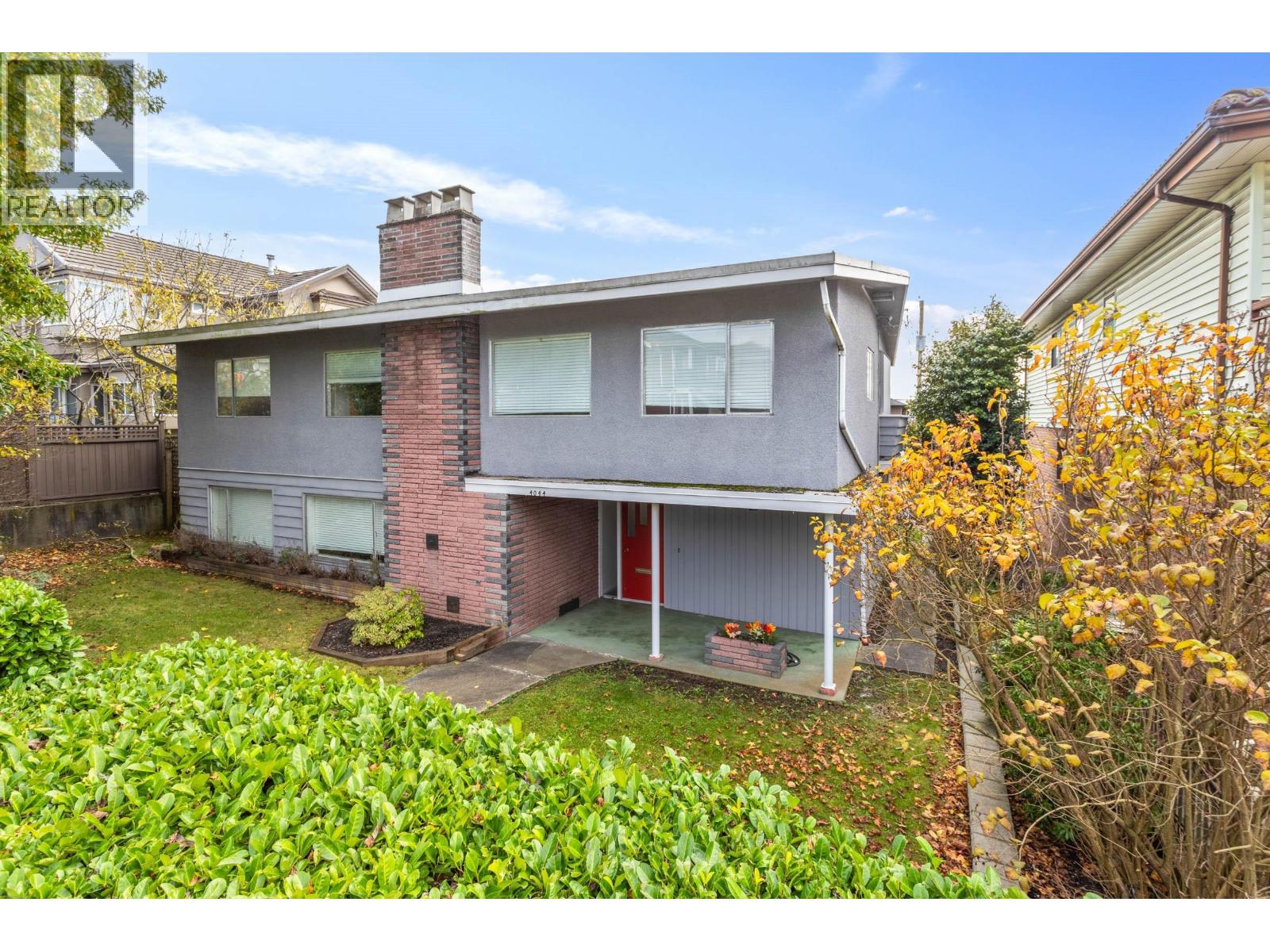 4044 PARKER STREET|Burnaby, British Columbia V5C3B9