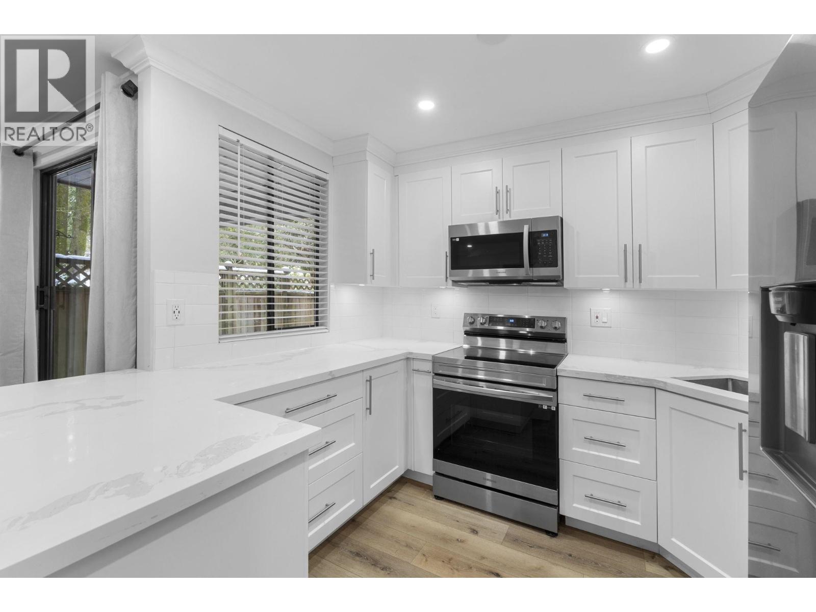 102 9152 SATURNA DRIVE|Burnaby, British Columbia V3J7K2