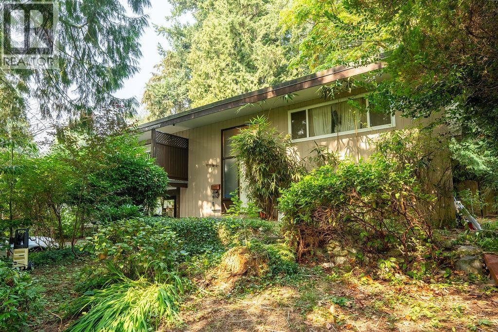 Property image for 643 PLYMOUTH DRIVE|North Vancouver, British Columbia V7H2H5