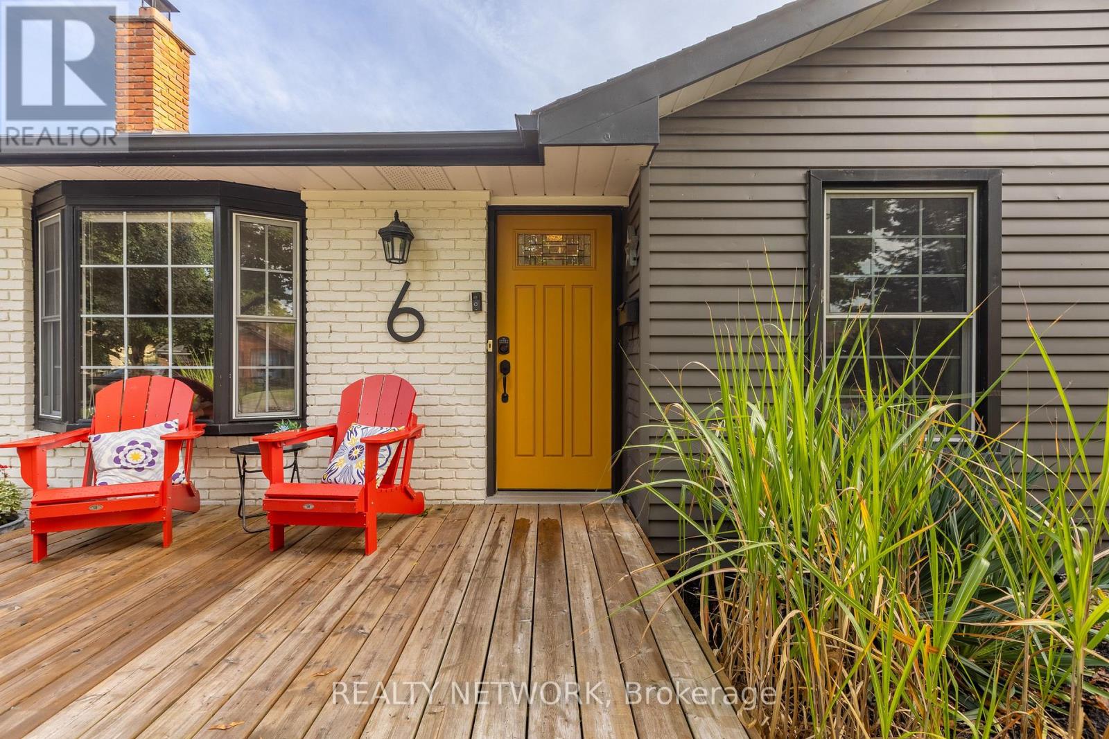 Property image for 6 COLE FARM BOULEVARD|St. Catharines (Port Dalhousie), Ontario L2N6W2