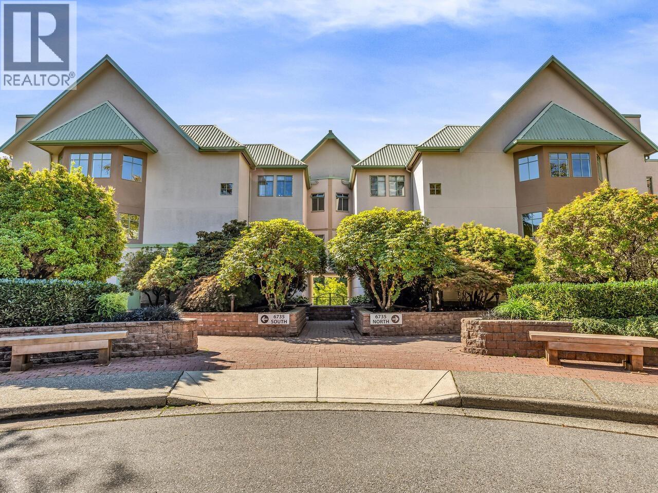 204 6735 STATION HILL COURT|Burnaby, British Columbia V3N4W5