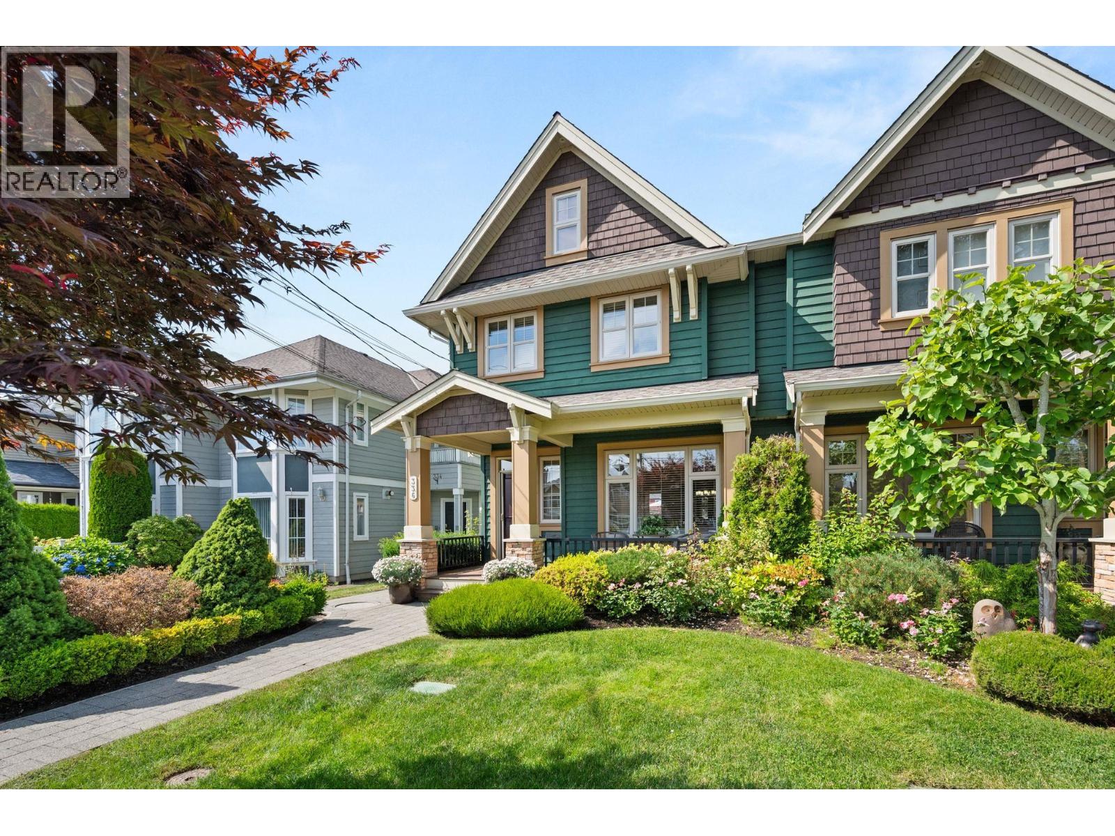 336 E 12TH STREET|North Vancouver, British Columbia V7L2J9