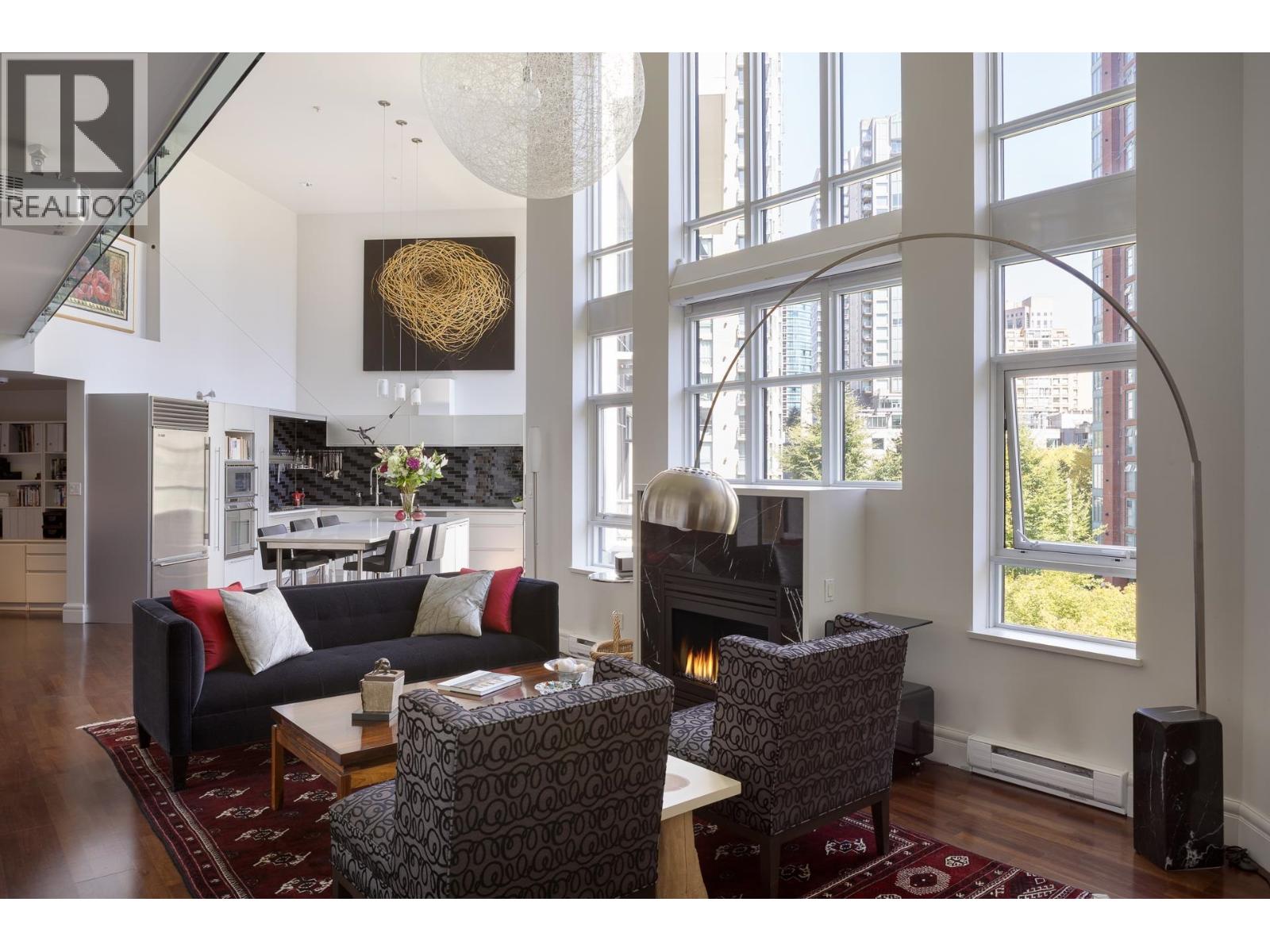 401 988 RICHARDS STREET|Vancouver, British Columbia V6B8R2