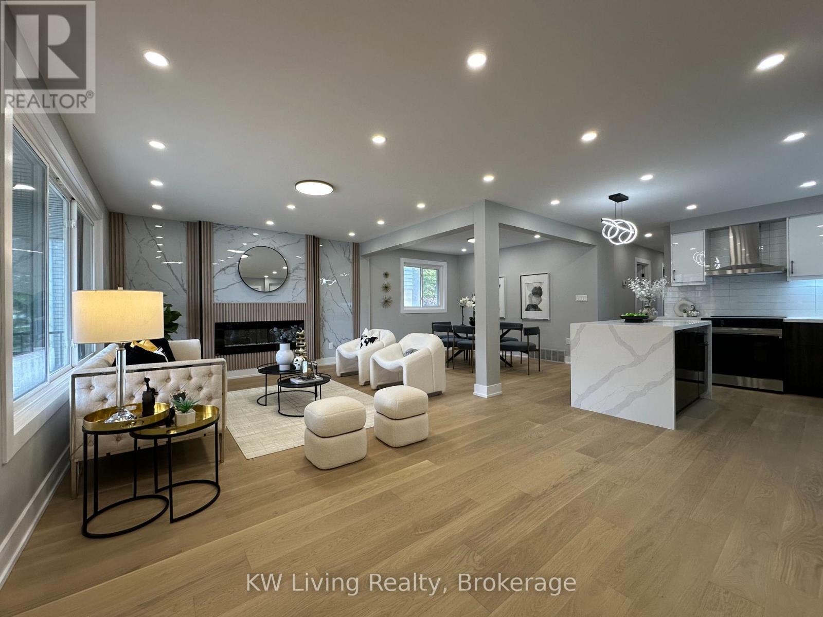 Property image for 2531 GLENGARRY ROAD|Mississauga (Erindale), Ontario L5C1Y1