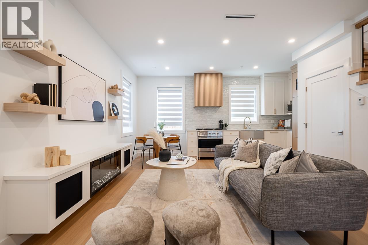 2107 E 33RD AVENUE|Vancouver, British Columbia V5N3E9