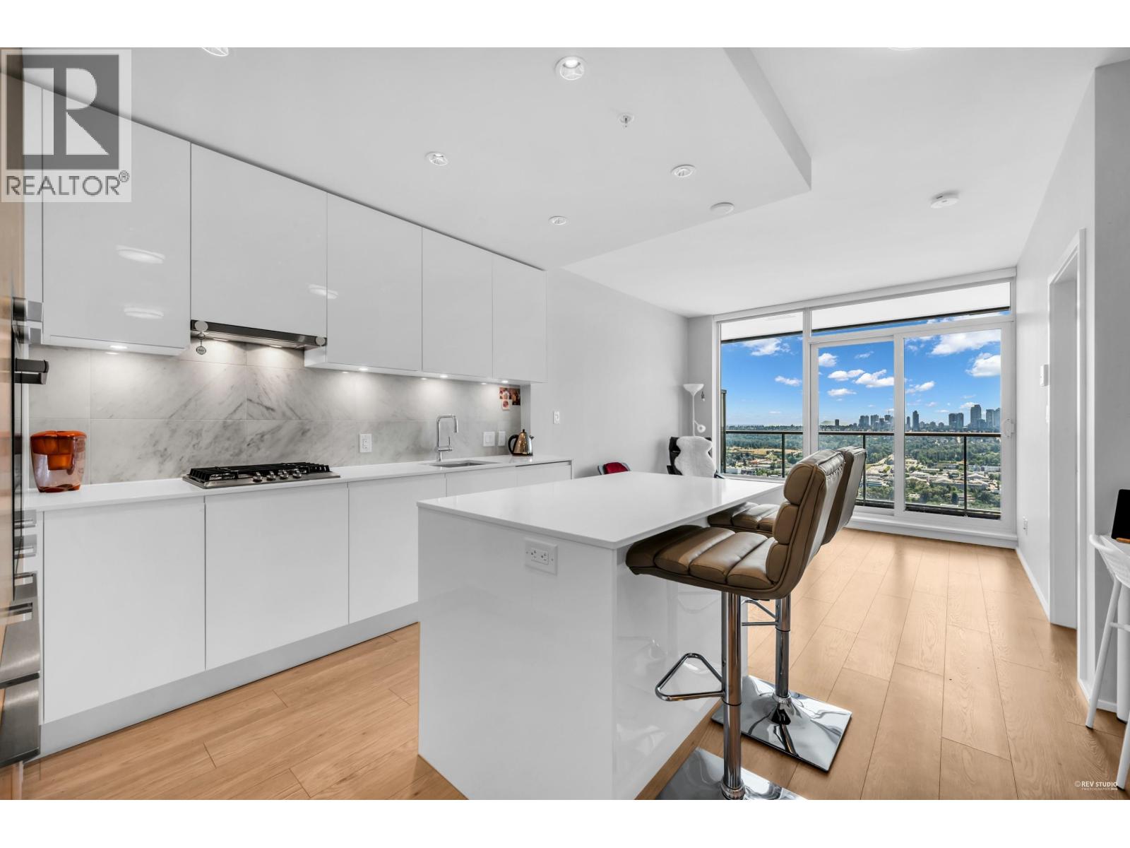 Property image for 4704 1955 ALPHA WAY|Vancouver, British Columbia V5C0K6
