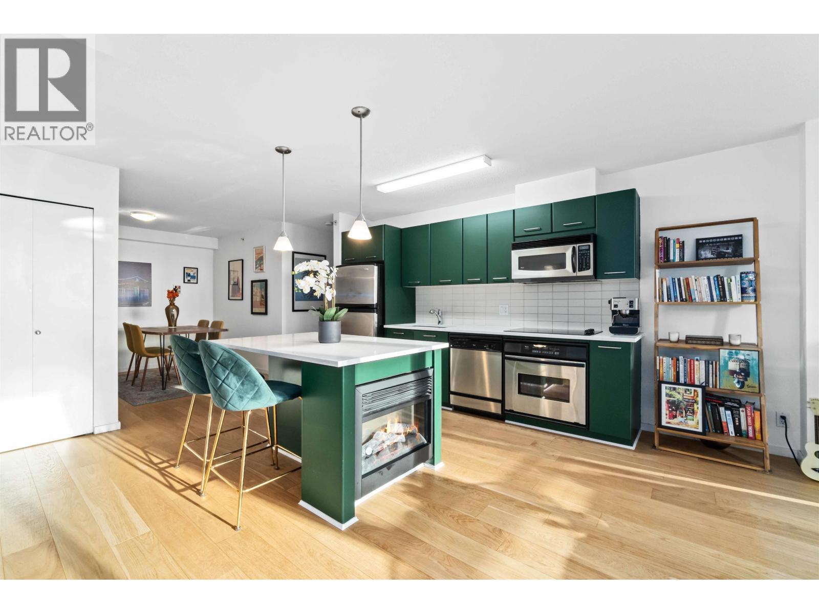 310 1155 SEYMOUR STREET|Vancouver, British Columbia V6B1K2