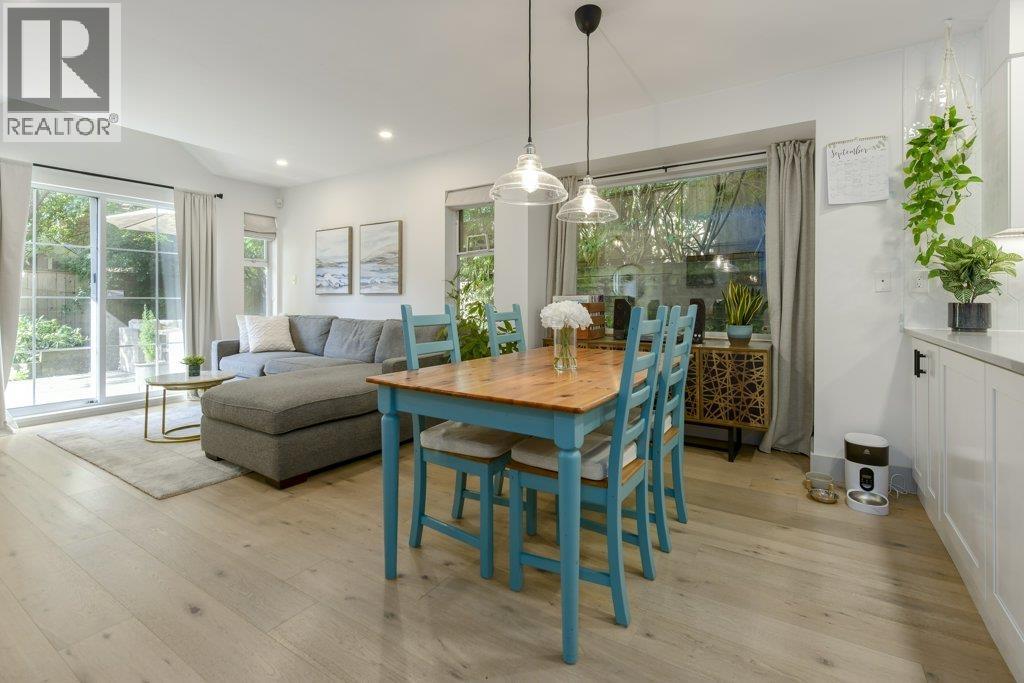 32 7488 SALISBURY AVENUE|Burnaby, British Columbia V5E3A3