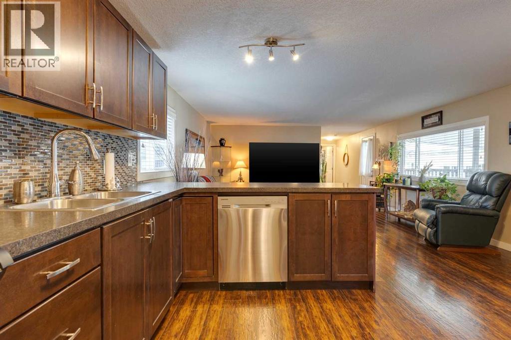 106, 99 Arbour Lake Road NW|Calgary, Alberta T3G4E4