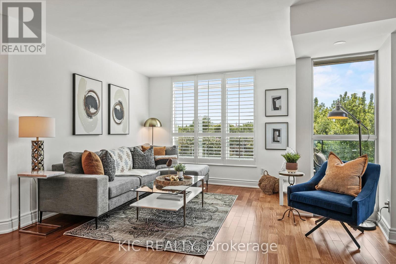 Property image for 409 - 219 FORT YORK BOULEVARD|Toronto (Niagara), Ontario M5V1B1
