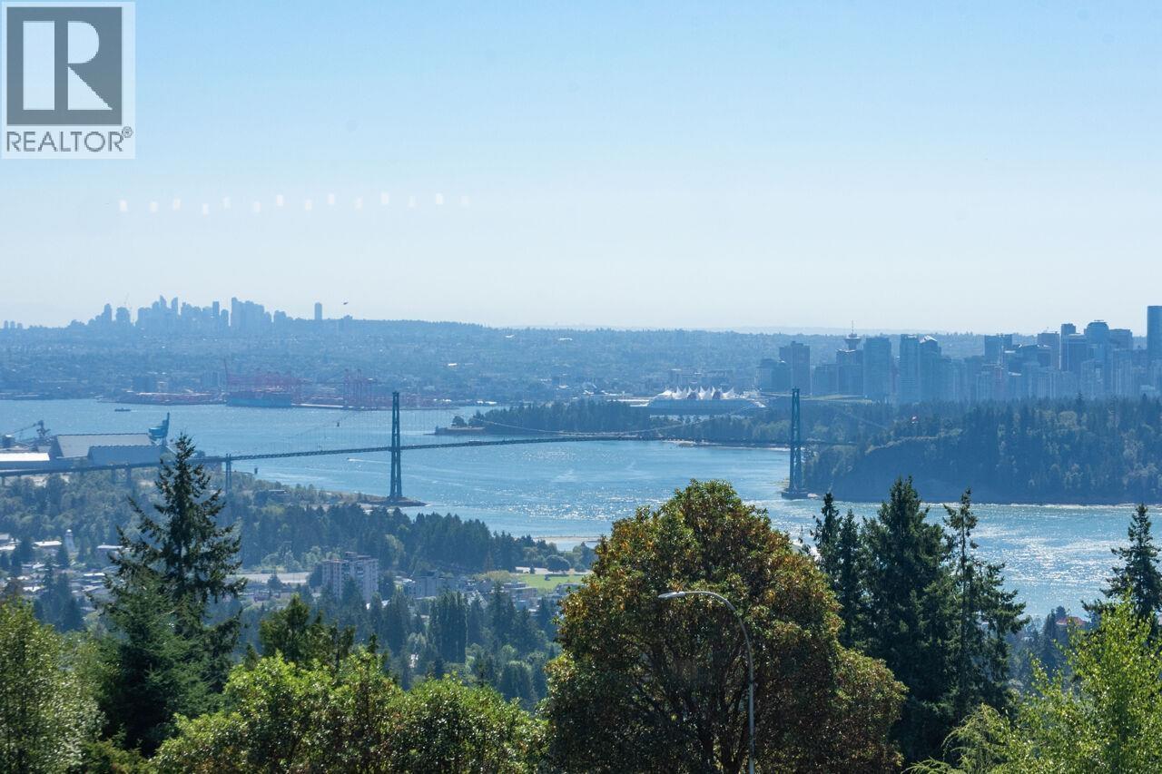 68 2212 FOLKESTONE WAY|West Vancouver, British Columbia V7S2X7