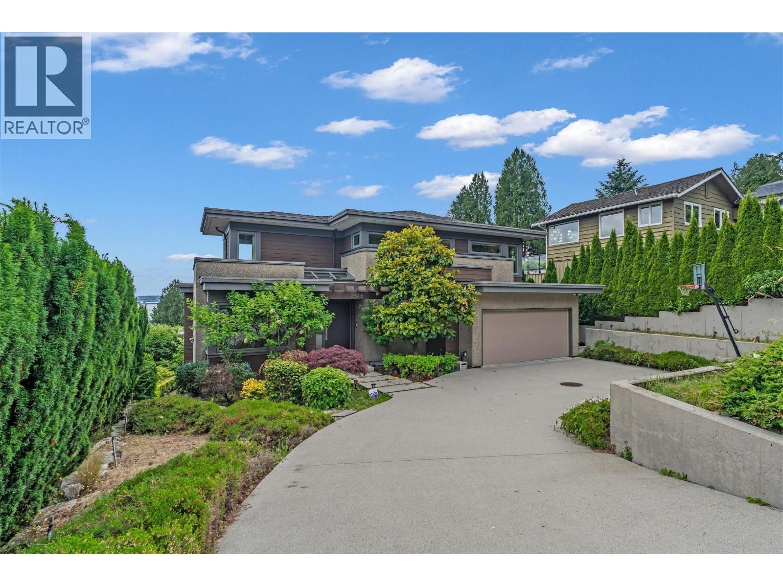 Property image for 2548 MATHERS AVENUE|West Vancouver, British Columbia V7V2J1