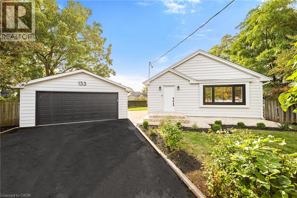 Property image for 133 INGLEWOOD Drive|Oakville, Ontario L6K1W8