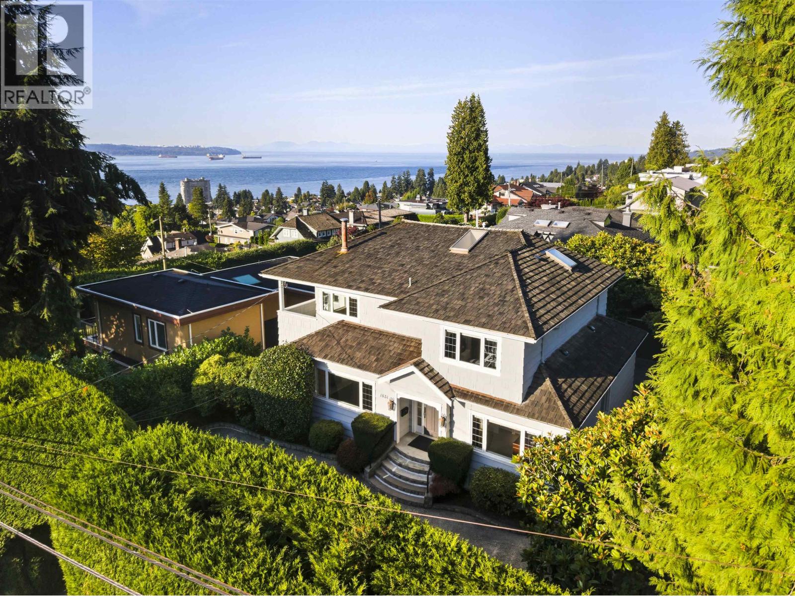 Property image for 1631 22ND STREET|West Vancouver, British Columbia V7V4E2