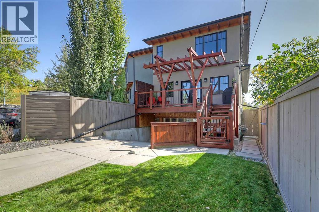 933 29 Street NW|Calgary, Alberta T2N2T6