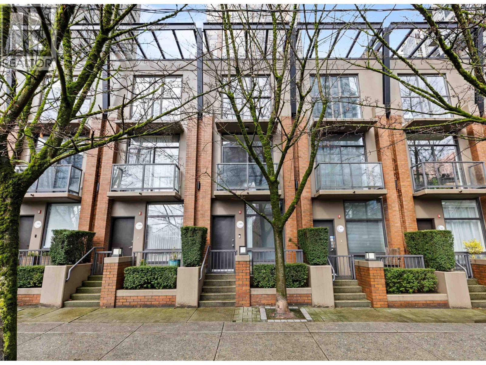 975 BEATTY STREET|Vancouver, British Columbia V6Z3C5