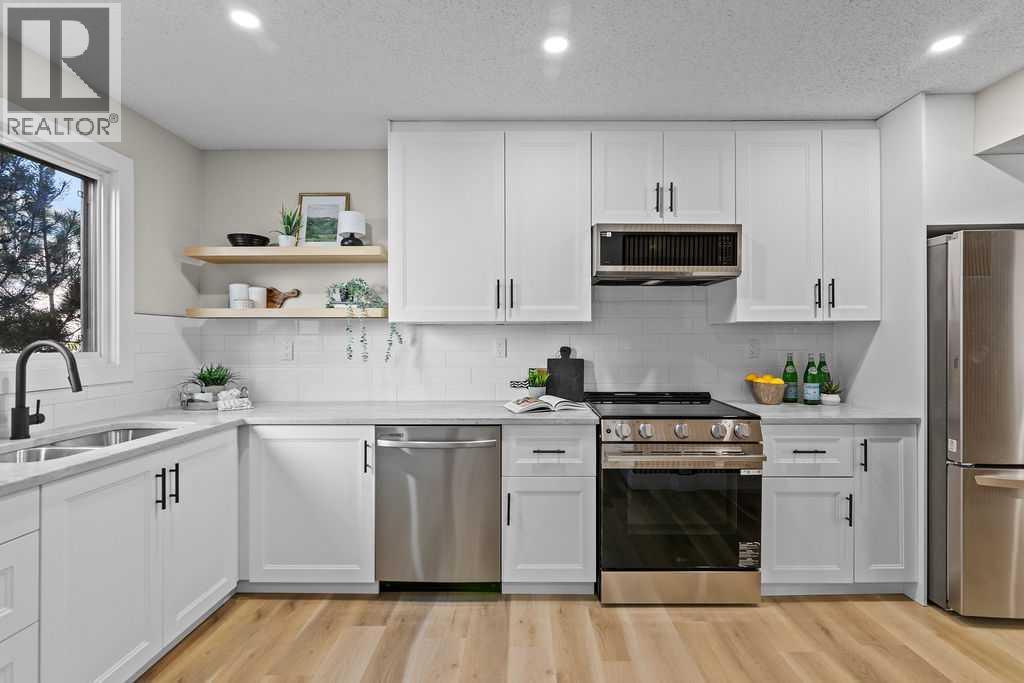 Property image for 14, 4810 40 Avenue SW|Calgary, Alberta T3E1E4