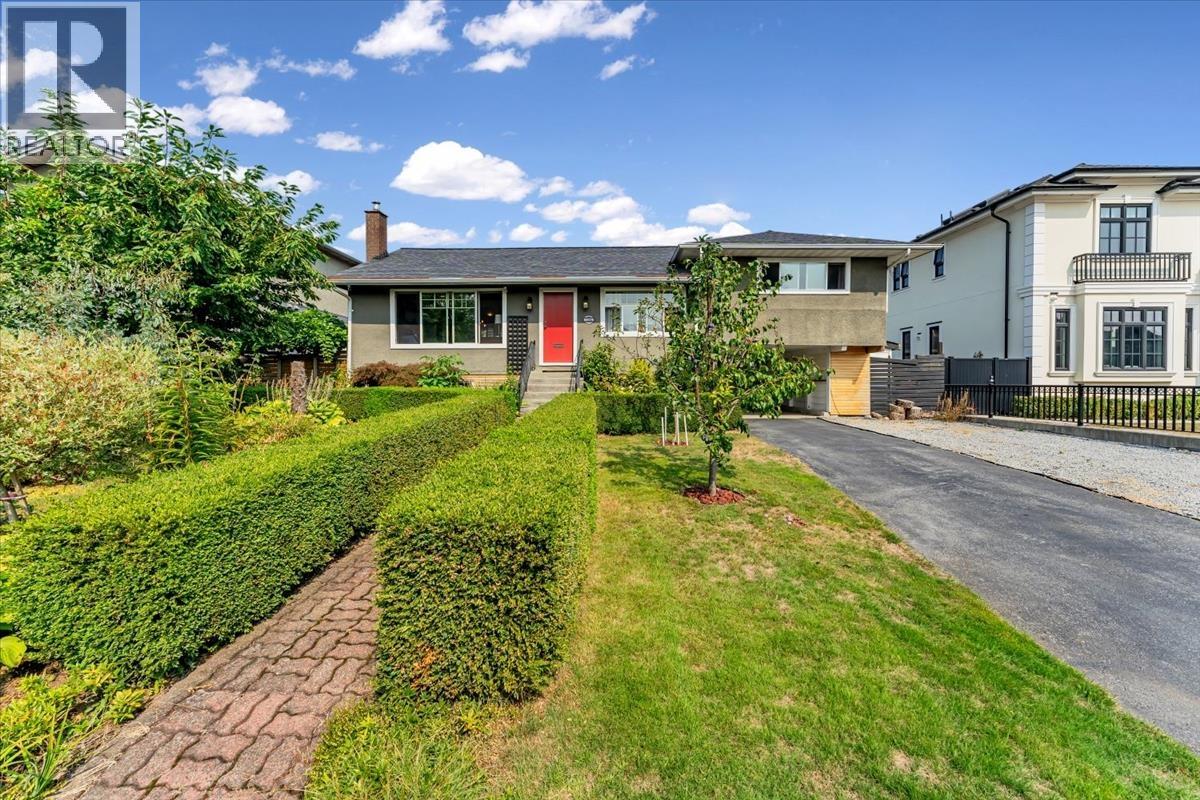 Property image for 6575 CHARLES STREET|Burnaby, British Columbia V5B2H2
